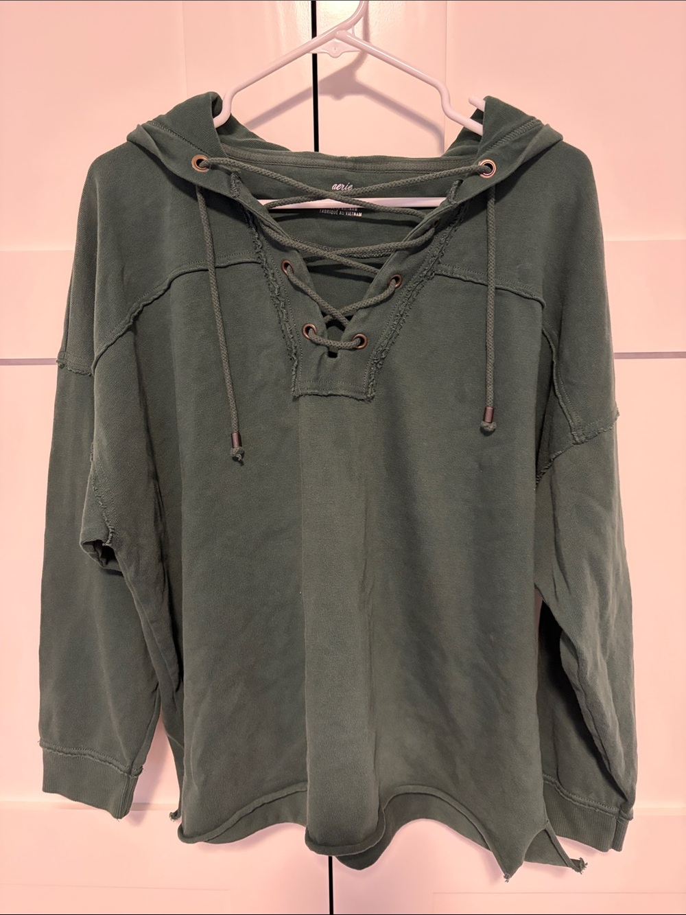 NWOT Aeries Sweatshirt Hoodie